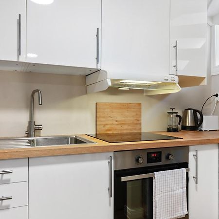 New! Modern City Apt: Central W/ Private Entrence Apartment Берген Екстериор снимка